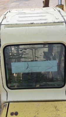 ขายรถแบคโฮ KOMATSU PC200-6 เอกสารเล่มทะเบียน ระบบไฟเต็ม ซีเรียล 96411 ราคา 1050000