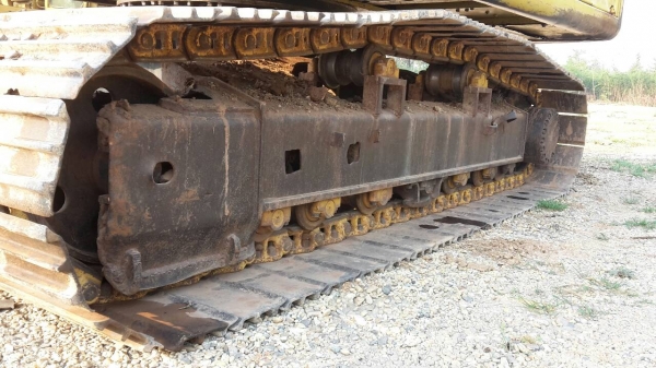 ขายรถแบคโฮ KOMATSU PC200-6 เอกสารเล่มทะเบียน ระบบไฟเต็ม ซีเรียล 96411 ราคา 1050000