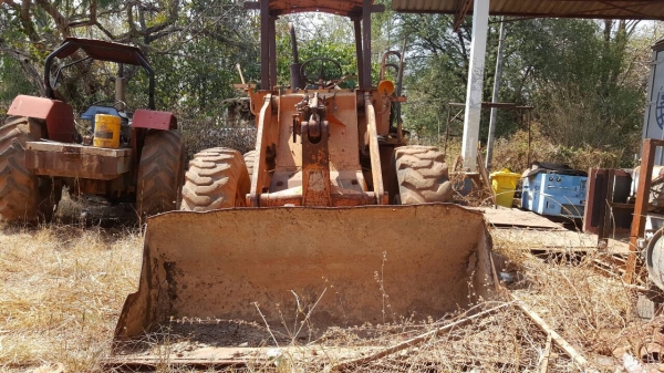 ขาย รถตัก KOMATSU JH30 ราคาคุยกันได้ครับ