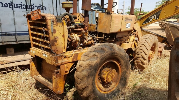 ขาย รถตัก KOMATSU JH30 ราคาคุยกันได้ครับ