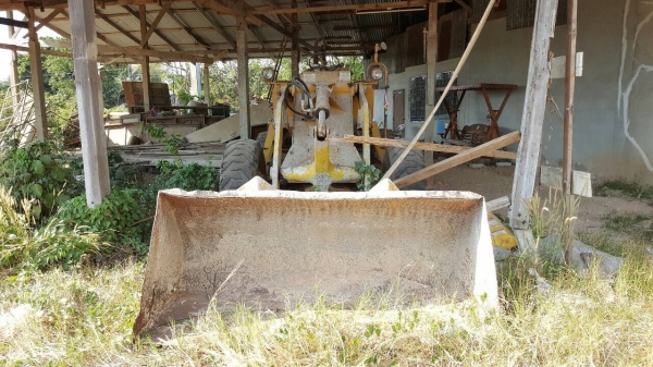 ขาย รถตัก KOMATSU JH63 เอวอ่อน เครื่องดี รถพร้อมใช้ ราคาต่อรองได้ครับ ขาย รถตัก KOMATSU JH63 เอวอ่อน เครื่องดี รถพร้อมใช้ ราคาต่อรองได้ครับ