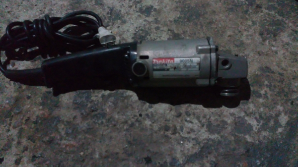 ขาย!! เจีย5" มากีต้ารุ่น9005n. ของแท้ สภาพดี พร้อมใช้งาน