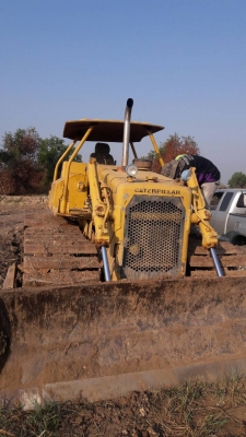 ขออนุญาติขายขแทร็กเตอD4E ตีนไก่โซ่ใหม่สองข้างลอเลอใหม่ เครื่อง43V รถสวยพร้อมใช้งาน ราคา 420000สนใจติดต่อ  ช่างดำ  0853224877-0988930465