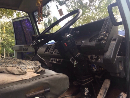 ขายรถ10ล้อดั้มพ์ ISUZU FXZ23NFY วางเครื่อง 250แรงม้า มีระบบลำโพง สนใจโทร 081-970-1072