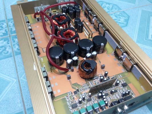 แอมป์คลาสดี RPM2000w มือสองสภาพนางฟ้า เดิมๆไม่เคยซ่อม ใช้งานปกติ สายบูสเบสมีครบ ขับซับ10&quot;-12&quot;หล่อได้ เบสลูกโตๆ ขาย 2850 บาท สนใจ0892425454 อยู่สระบุรี