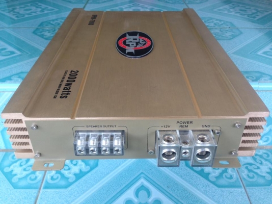 แอมป์คลาสดี RPM2000w มือสองสภาพนางฟ้า เดิมๆไม่เคยซ่อม ใช้งานปกติ สายบูสเบสมีครบ ขับซับ10&quot;-12&quot;หล่อได้ เบสลูกโตๆ ขาย 2850 บาท สนใจ0892425454 อยู่สระบุรี