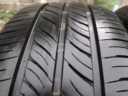 ขายยาง DUNLOP  205/55R16 ยางสัปดาห์ที่02ปี15 ดอกยางสดหนาเท่ากันไม่แตกลายไม่ร้าวไม่กินข้างไม่มีปะ สวยๆ  จำนวน 1 ชุด