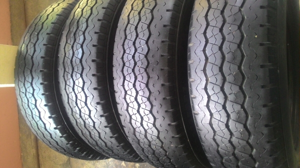ยาง205/70/15 บริสโตนR623 ชุด4เส้น= 1500บาท