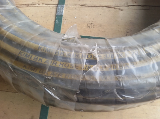 ขายสายอย่างหนาลมยกม้วน50เมตร ขนาด5/16 สายดำคาดเหลือง