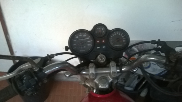 คาวาซากิ จีทีโอ  สปอร์ต   สีแดง