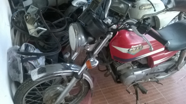 คาวาซากิ จีทีโอ  สปอร์ต   สีแดง