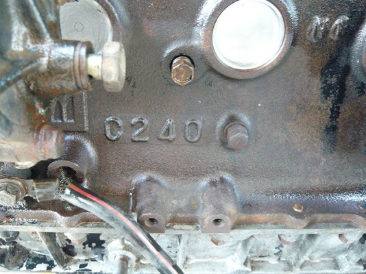 ขายเครื่องยนต์ดีเซล ISUZU C240