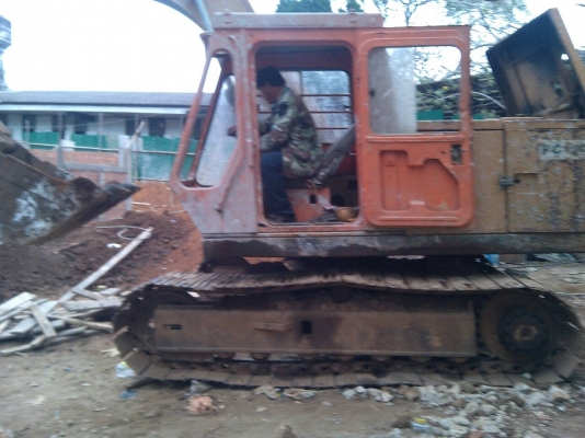 ขาย Komatsu PC120-2 สภาพเยี่ยมใช้งานปกติทุกอย่าง พร้อมใช้งาน