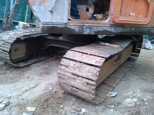 ขาย Komatsu PC120-2 สภาพเยี่ยมใช้งานปกติทุกอย่าง พร้อมใช้งาน