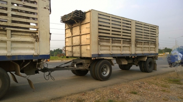 ขายรถพ่วง 20 ล้อ แม่-ลูก กระบะเหล็กคอกเกษตรไม่ดั้ม HINO 260 ปี.47 รถใช้งานอยู่ ราคา 1550000 สนใจนัดดูรถล่วงหน้า ขายรถพ่วง 20 ล้อ แม่-ลูก กระบะเหล็กคอกเกษตรไม่ดั้ม HINO 260 ปี.47 รถใช้งานอยู่ ราคา 1550000 สนใจนัดดูรถล่วงหน้า