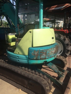 แบ็คโฮ ยันมาร์ 4 ตัน