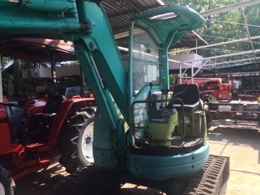 แบ็คโฮ ยันมาร์ 4 ตัน