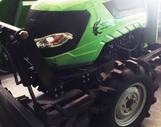 จำหน่ายรถแทรกเตอร์นำเข้าผ่อนได้