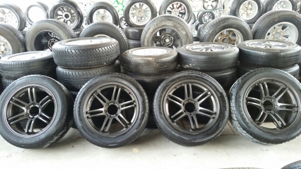 แม็กพร้อมยางขอบ20