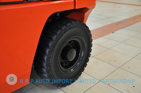 ขายรถโฟล์คลิฟท์มือสอง NISSAN รุ่น PJ02-301475 ราคา 285,000 บาทนำเข้าจากประเทศญี่ปุ่น 100\% ไม่เคยใช้งานในประเทศไทย