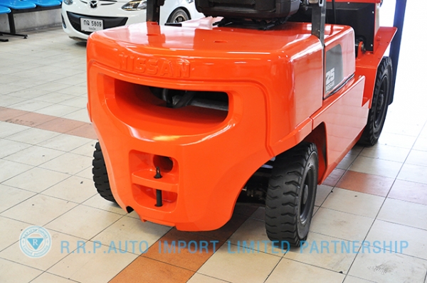 ขายรถโฟล์คลิฟท์มือสอง NISSAN รุ่น PJ02-301475 ราคา 285,000 บาทนำเข้าจากประเทศญี่ปุ่น 100\% ไม่เคยใช้งานในประเทศไทย