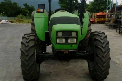 ขายด่วน รถแทรกเตอร์ขับเคลื่อน 4 ล้อ สภาพสวยๆ พร้องใช้งาน ขายด่วน รถแทรกเตอร์ขับเคลื่อน 4 ล้อ สภาพสวยๆ พร้องใช้งาน