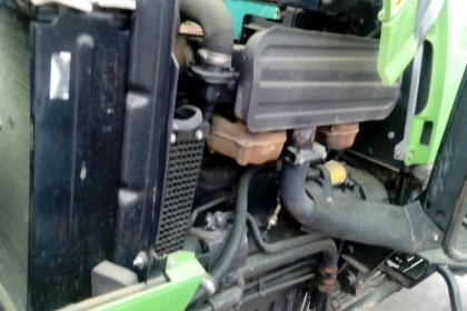 ขายด่วน รถแทรกเตอร์ขับเคลื่อน 4 ล้อ สภาพสวยๆ พร้องใช้งาน ขายด่วน รถแทรกเตอร์ขับเคลื่อน 4 ล้อ สภาพสวยๆ พร้องใช้งาน