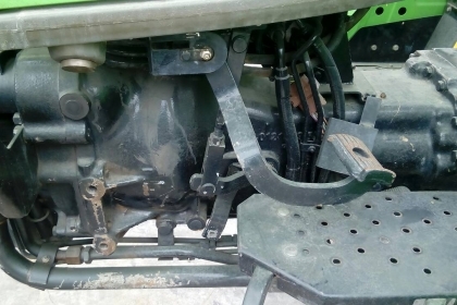 ขายด่วน รถแทรกเตอร์ขับเคลื่อน 4 ล้อ สภาพสวยๆ พร้องใช้งาน ขายด่วน รถแทรกเตอร์ขับเคลื่อน 4 ล้อ สภาพสวยๆ พร้องใช้งาน