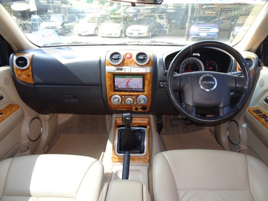 ISUZU MU7 3.0 Premo SUPER TITANIUM เกียร์ MT ปี2012 โทร 098-919-0195 ดาว ออโต้เบสท์ ISUZU MU7 3.0 Premo SUPER TITANIUM เกียร์ MT ปี2012 โทร 098-919-0195 ดาว ออโต้เบสท์