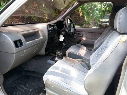 อีซูซุ ดราก้อนอาย ปี 97 slx เครื่อง 2500