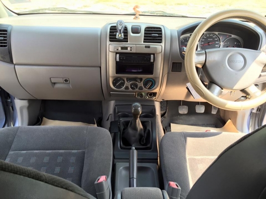 ขาย D-MAX SLX เครื่อง 2500 เทอร์โบ ปี 2003 - 2546 พวงมาลัยเพาเวอร์ กระจกไฟฟ้า