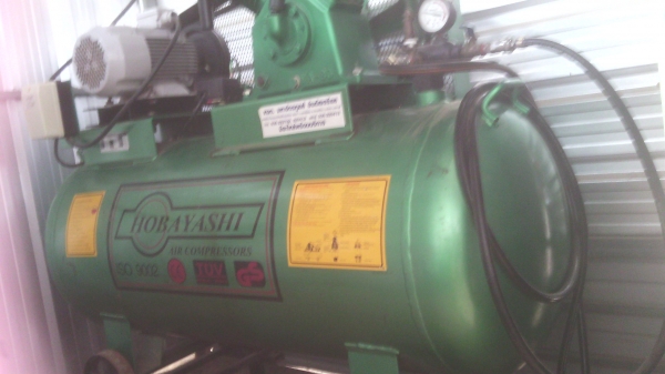 ขายปั้มลมขนาดกลางด่วน โทร.0972988766,0935102922 ( คุณ ภรณ์ )