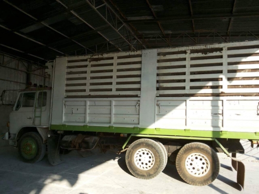 ขายรถ10ล้อ ดั้ม2เพลา เครื่อง195แรง พ.เพาเวอร์ เบรกทิฟฟี่ เครื่องดีแคชซีสวย เอกสารพร้อมโอน สนใจโทร 090-8588220คุณนะ 093-3258446คุณบิว หรือเข้าดูสินค้าอื่นๆได้ที่ www.truck.in.th/498 หรือเพจFacebook ณรงค์ ซื้อขายรถมือสอง (เว็บไซต์ส่วนตัว) หรือFacebook คุณนะ