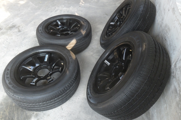 ล้อแม็ก17นิ้ว6รู พร้อมยาง สวยๆ 4 ล้อ ราคา 10700 บาท ล้อแม็ก17นิ้ว6รู พร้อมยาง สวยๆ 4 ล้อ ราคา 10700 บาท