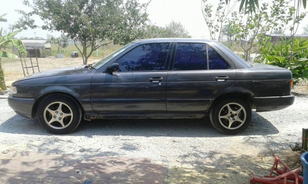 Nisan Sentra B13 เกียร์ธรรมดา เครื่องดี ช่วงล่างแน่น พร้อมใช้ แก๊ซแล้ว สีพอได้ มีผุนิดหน่อย Nisan Sentra B13 เกียร์ธรรมดา เครื่องดี ช่วงล่างแน่น พร้อมใช้ แก๊ซแล้ว สีพอได้ มีผุนิดหน่อย