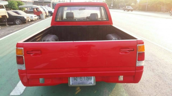 ขายอีซูซุ TFR ปี90 สภาพดี เครื่องเดิมๆ สีเต็ม แอร์เย็น คัทซีสวยไม่ผุ ภาษีไม่ขาด ราคา 125000 สนใจโทร 0866668500 - 0805669540