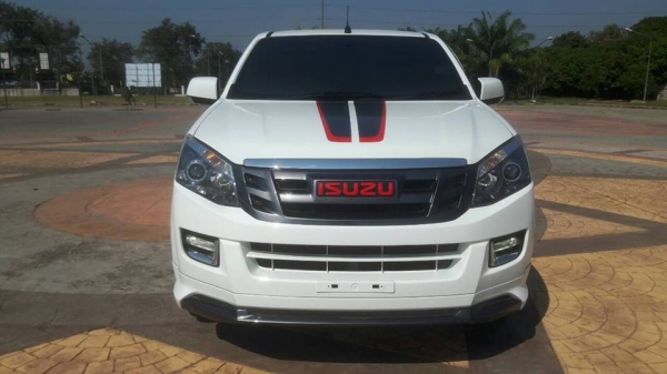ขาย isuzu d-max all new x-series ปี 2015 สภาพดี เดิมทั้งคัน ห้องเครื่องสวย สีเต็ม แอร์เย็น ขับดีไม่มีปัญหา รถ ออกได้ 7 เดือน ขายราคา 480,000 สนใจโทร 0866668500 - 0805669540