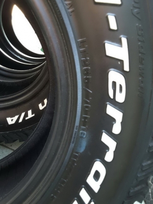 BF All USA. 265/70/16 ปี13 สภาพสวยๆ 1ชุด