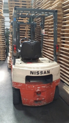 ขายรถยกโฟร์คลิฟท์ NISSAN 1.5 ตัน   ดีเซล