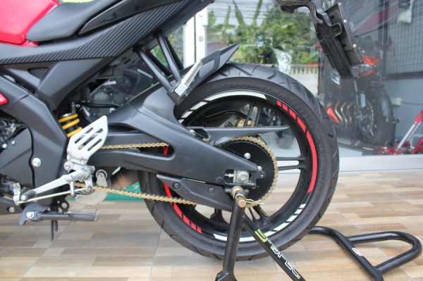 ขายด่วน Yamaha R15 รถสวย ราคา65,000-