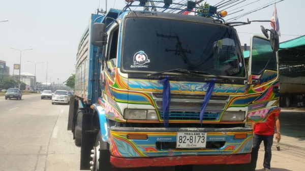 ขาย ISUZU 270 สนใจโทร0871712910