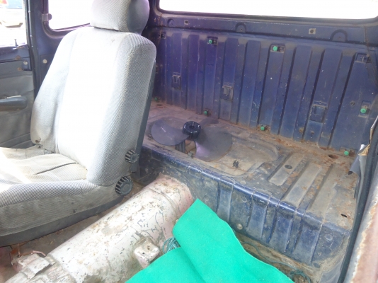 กระบะมาสด้า ปี 39 ทะเบียน รค 7351 กรุงเทพฯsale 14300.-