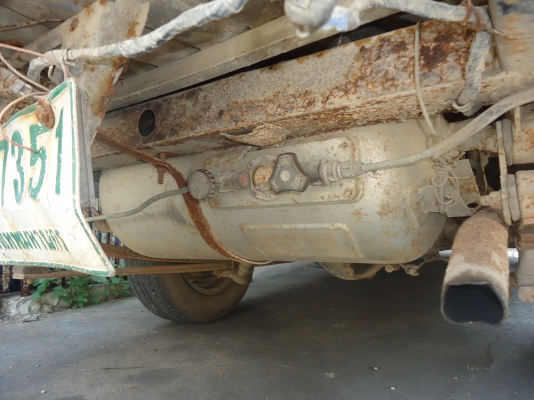 กระบะมาสด้า ปี 39 ทะเบียน รค 7351 กรุงเทพฯsale 14300.-