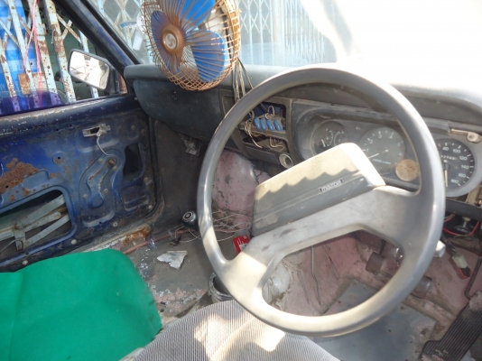 กระบะมาสด้า ปี 39 ทะเบียน รค 7351 กรุงเทพฯsale 14300.-