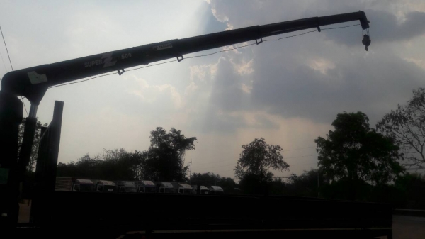 หกล้อ อีซูซุ ร็อค165แอร์ พ.เวอร์ ทิฟฟี ติดเครน 5ตัน ท้องวี 4ปอก3ชัก กะบะยาว7.20ม สภาพดีเดิมพร้อมใช้ ทะเบียนพร้อมโอน หกล้อ อีซูซุ ร็อค165แอร์ พ.เวอร์ ทิฟฟี ติดเครน 5ตัน ท้องวี 4ปอก3ชัก กะบะยาว7.20ม สภาพดีเดิมพร้อมใช้ ทะเบียนพร้อมโอน