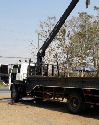 หกล้อ อีซูซุ ร็อค165แอร์ พ.เวอร์ ทิฟฟี ติดเครน 5ตัน ท้องวี 4ปอก3ชัก กะบะยาว7.20ม สภาพดีเดิมพร้อมใช้ ทะเบียนพร้อมโอน หกล้อ อีซูซุ ร็อค165แอร์ พ.เวอร์ ทิฟฟี ติดเครน 5ตัน ท้องวี 4ปอก3ชัก กะบะยาว7.20ม สภาพดีเดิมพร้อมใช้ ทะเบียนพร้อมโอน