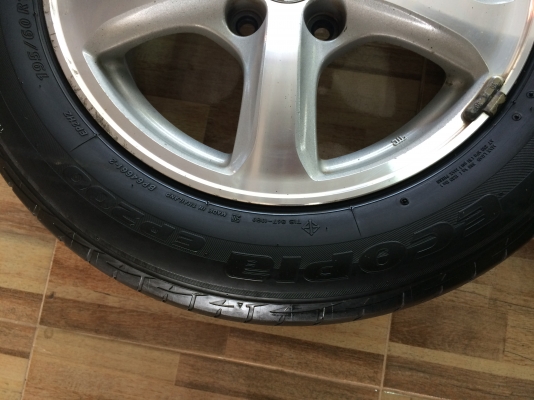 แม็ก Civic FD ขอบ15พร้อมยาง บริดสโตน แม็ก Civic FD ขอบ15พร้อมยาง บริดสโตน