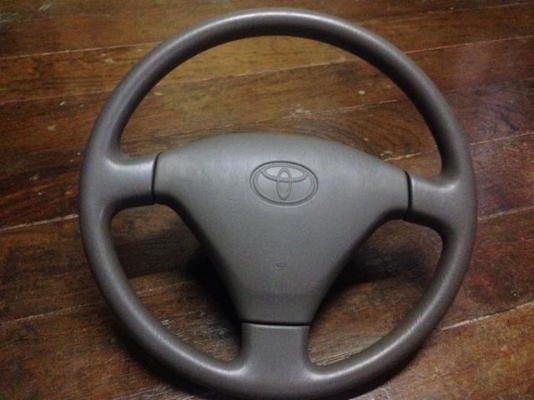 พวงมาลัยถอดป้ายแดง Toyota Hilux