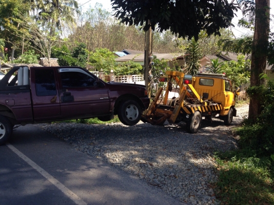ขายด่วน รถยก 4 ล้อ daihatsu (เกียร์มือ) สภาพเดิมๆ พร้อมวิน สภาพพร้อมใช้งานครับ ขายด่วน รถยก 4 ล้อ daihatsu (เกียร์มือ) สภาพเดิมๆ พร้อมวิน สภาพพร้อมใช้งานครับ