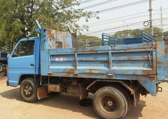 หกล้อ อีซูซุ NKR88ดั้ม3คิว สภาพดีสวยบางเดิมพร้อมใช้งาน ทะเบียนพร้อมโอน